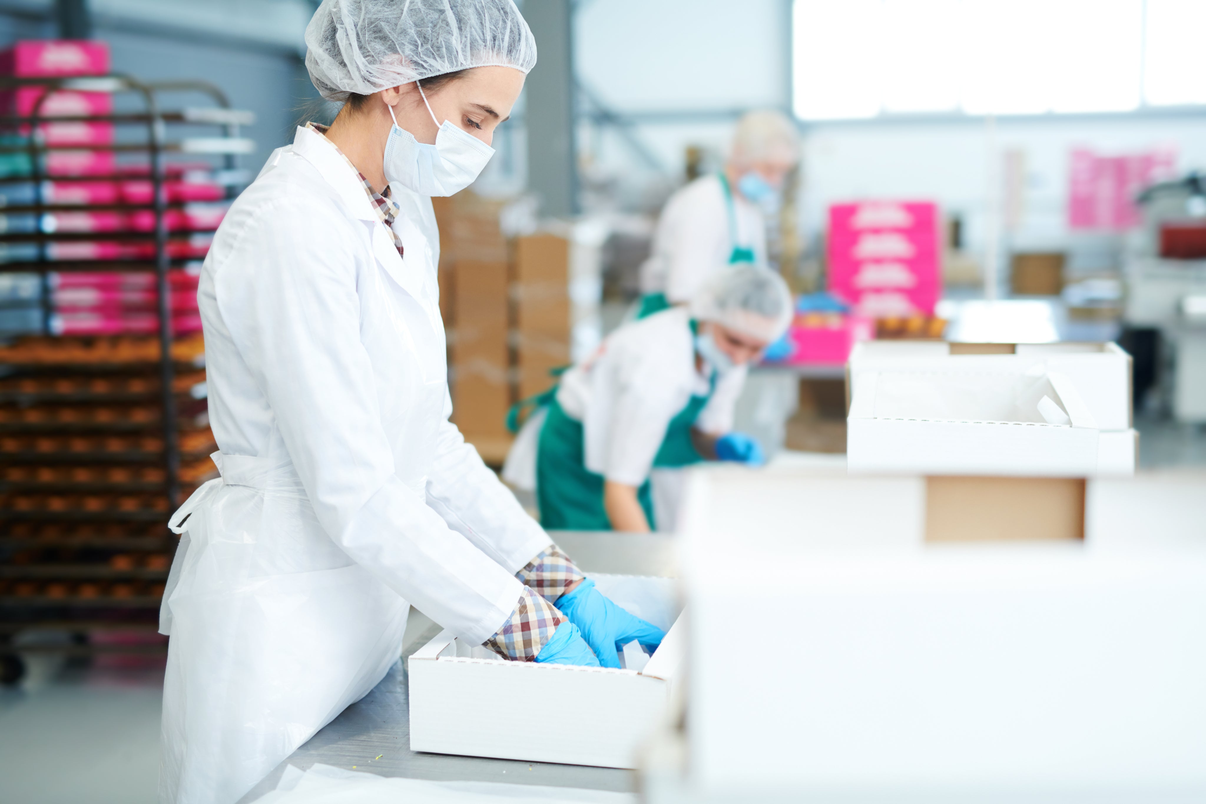 Kiszerelő, kézi csomagoló